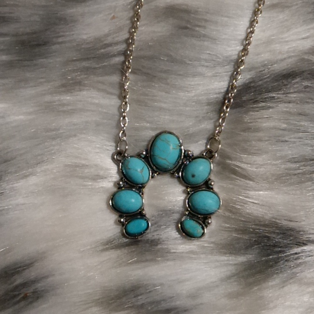 Fashion Turquoise Squash Blossom Necklace